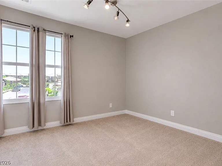 3191 Sisley Garden Ave — Photo 13