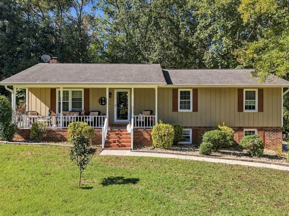 114 Mapleton Forest Dr NW, Cleveland, TN 37312