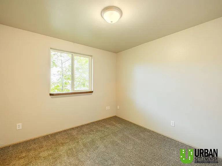 4112 E 23rd Ave — Photo 19