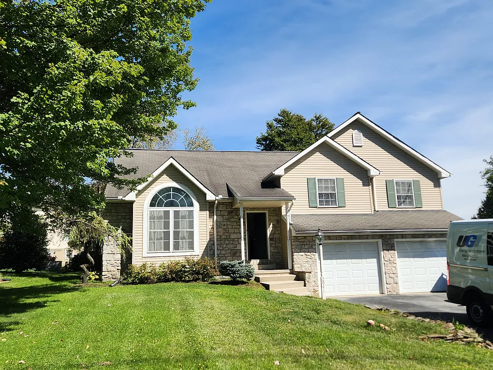 2041 Silver Ln