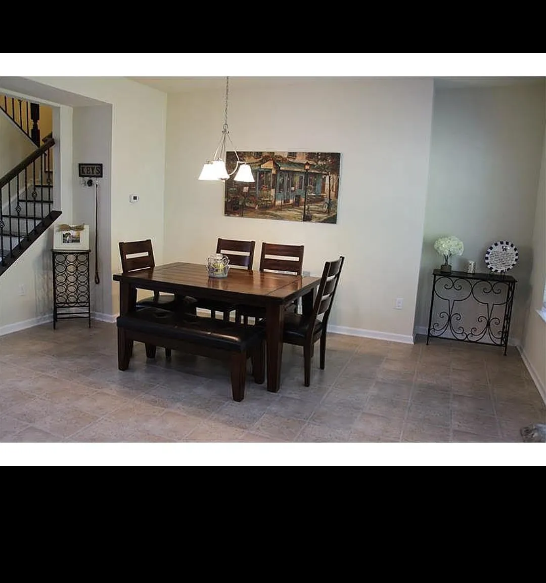 3 bed, 2.5 bath, 1590 sqft, $2,400 — Photo 2