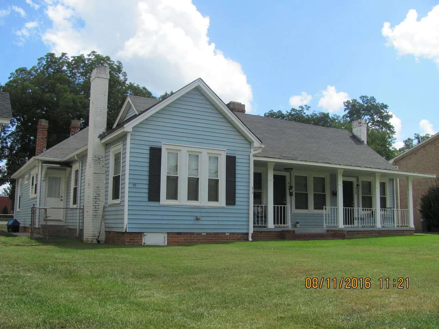 2 bed, 700 sqft, $1,125 — Photo 1