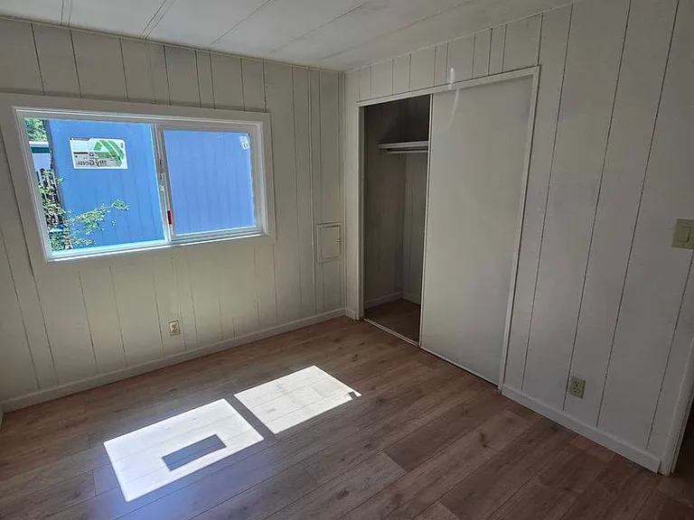 639 Whiting St — Photo 20