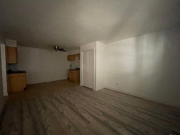 4th image of 2132 N Harlem Ave #2C