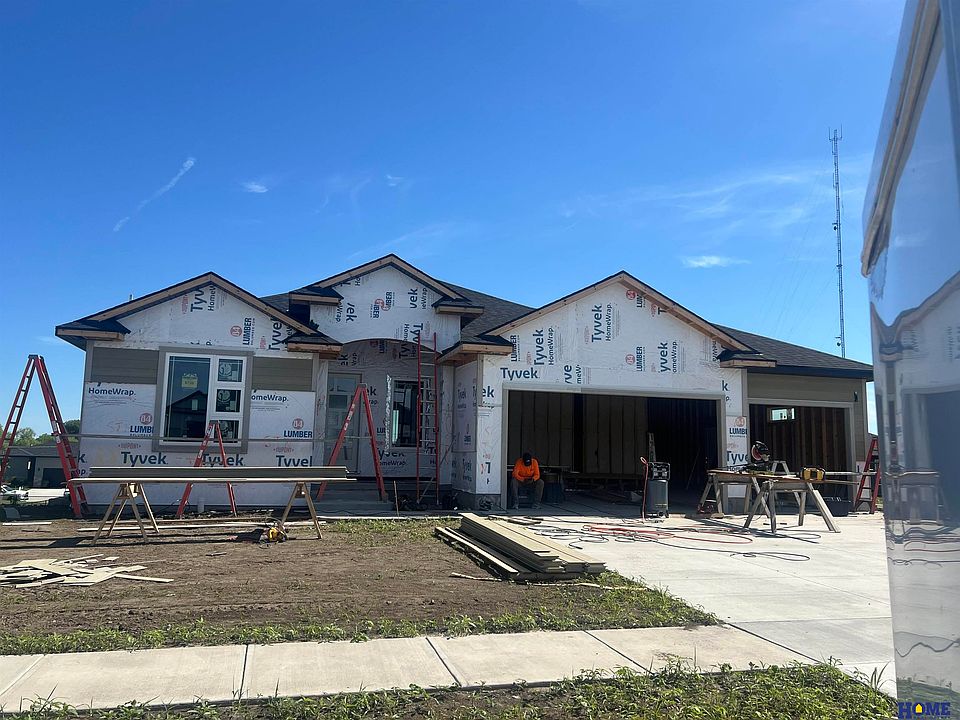 1st image of 8720 Honeybee Ln