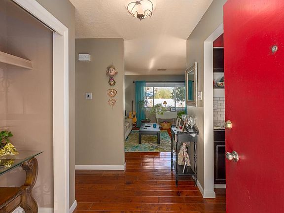 11609 Lexington Ave NE-4