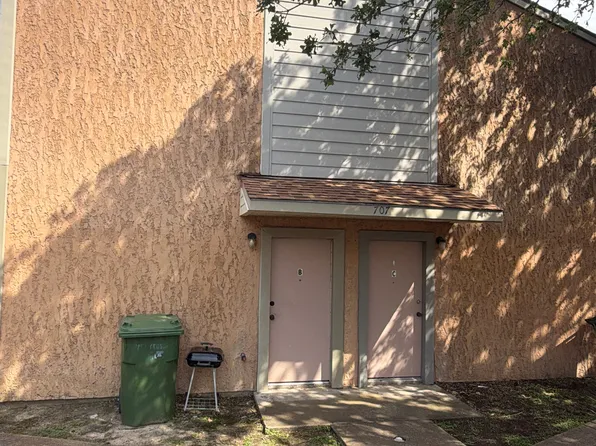 707 Yegua St APT C, Bryan, TX 77801