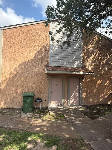 707 Yegua St #C Photo 1