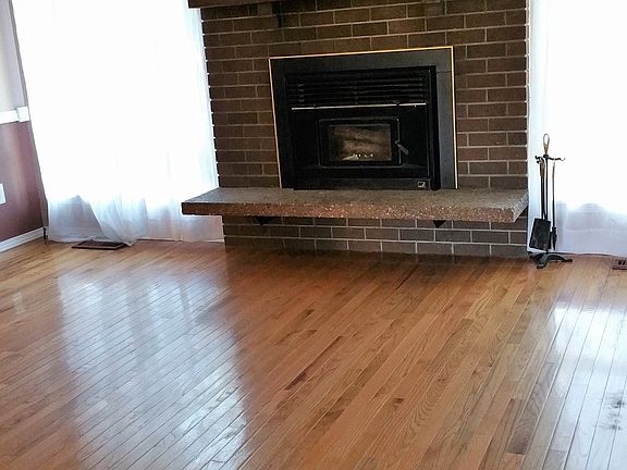 3rd image of 9090 Blake Ct NW