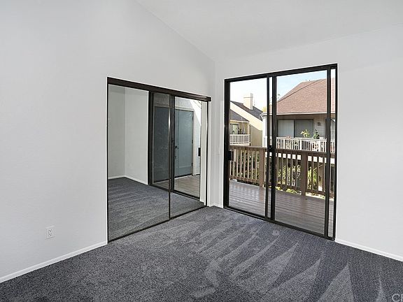 5th image of 10630 Lakeside Dr N #268