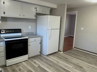 23 Deerfield Ct #2W, East Hartford, CT 06108