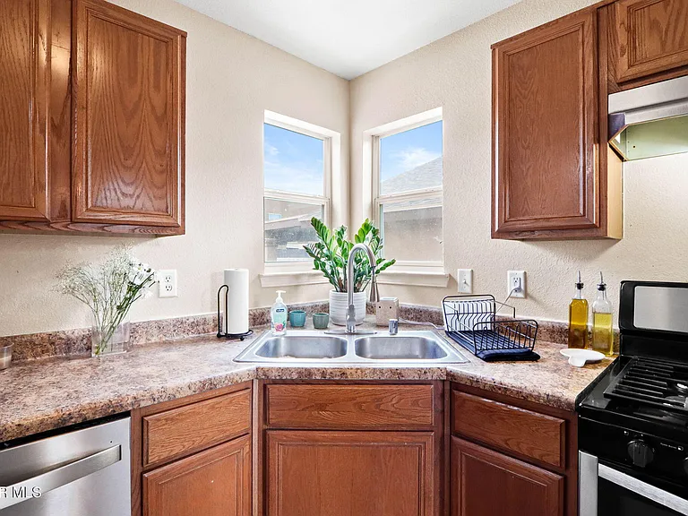 12564 Paseo Alegre Dr — Photo 18