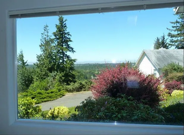 3 bed, 2165 sqft, $2,200 — Photo 4