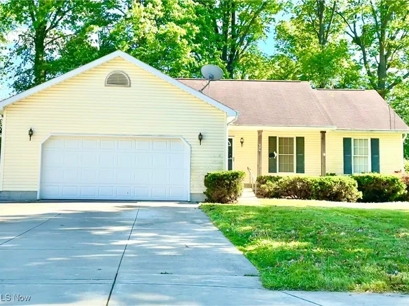 224 Natale Dr, Cortland, OH 44410