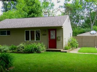 3822 Kent Rd, Royal Oak, MI 48073