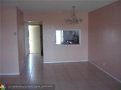 2nd image of 2350 NE 14th St APT 715