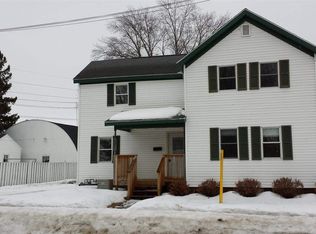 421 S Walnut St, Reedsburg, WI 53959