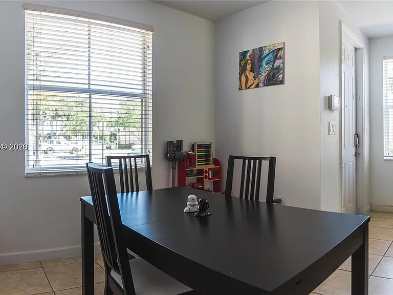 3065 SE 1st Dr #1 — Photo 5