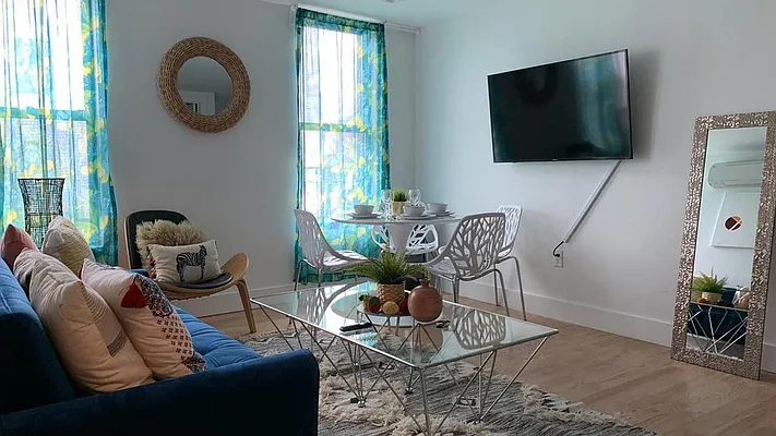 Rented by Nooklyn NYC LLC | media 57