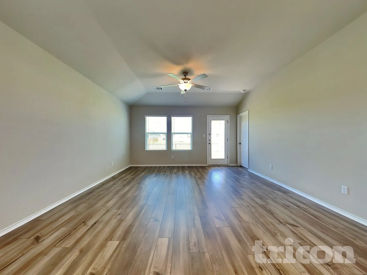 5208 Saddle Club Drive Georgetown TX — Photo 2