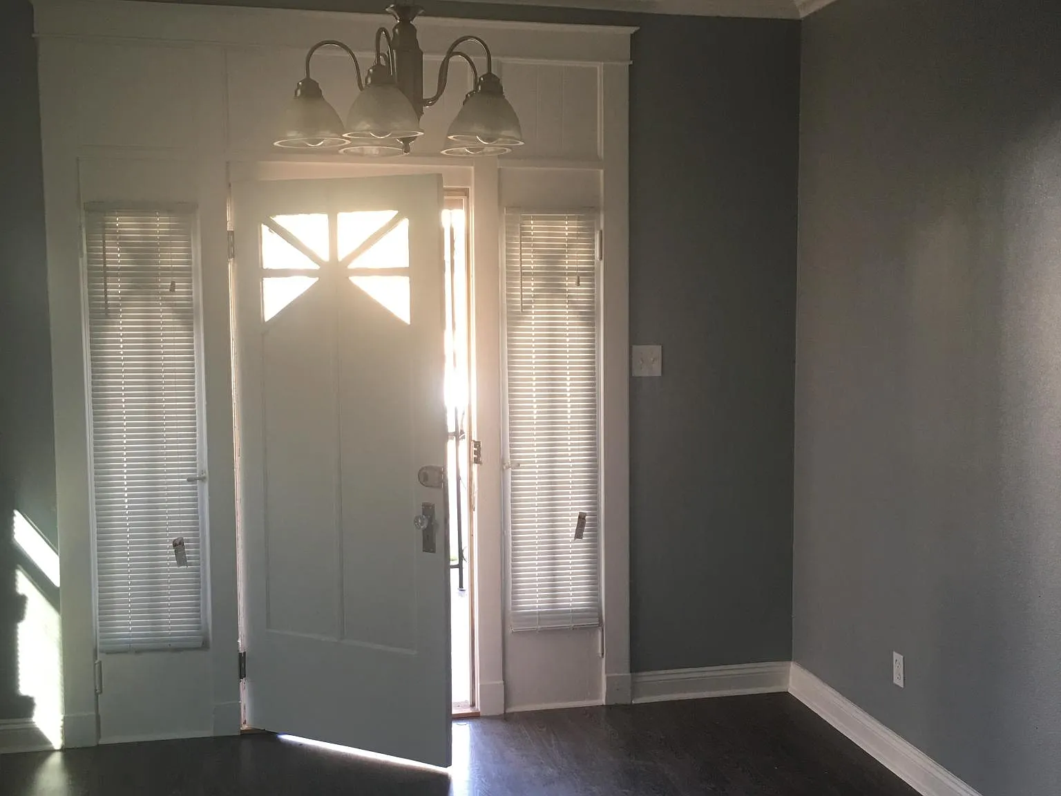 2 bed, 900 sqft, $1,250 — Photo 4