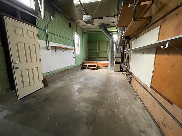 one car garage