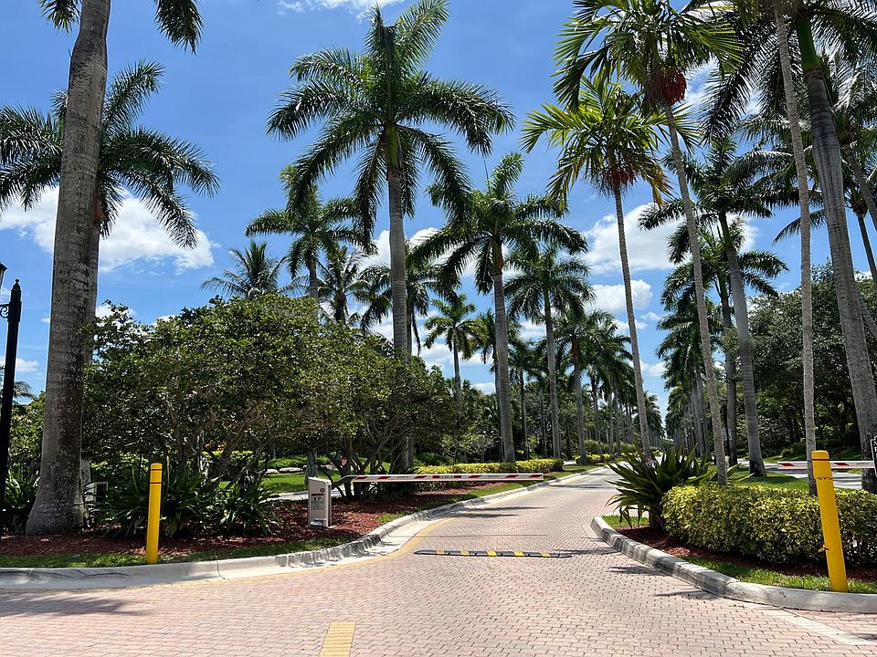 2nd image of 5347 Grand Banks Blvd