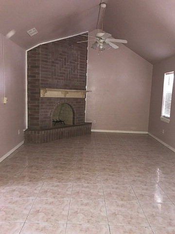 2nd image of 802 Meadow Wood Dr