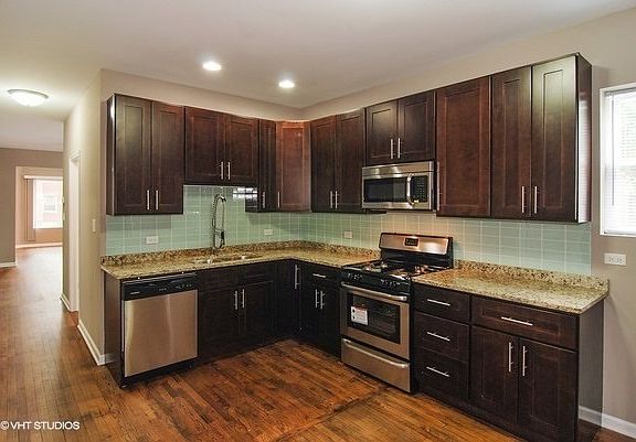 3rd image of 1057 N Menard Ave