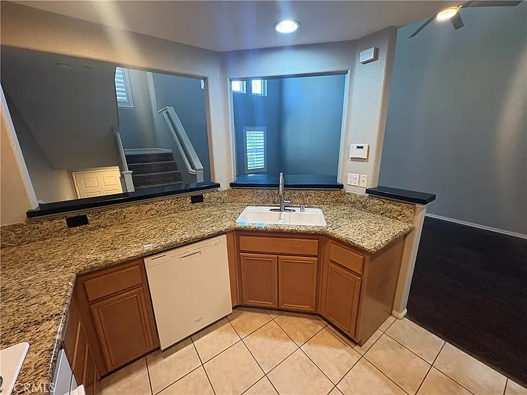 29130 Portland Ct — Photo 7