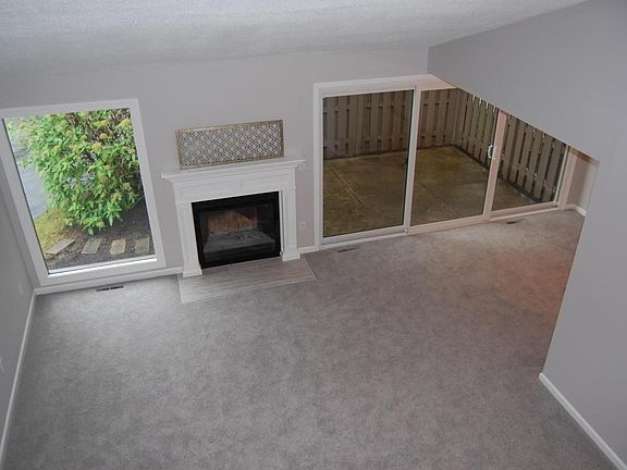 3rd image of 356 Peachtree Ct