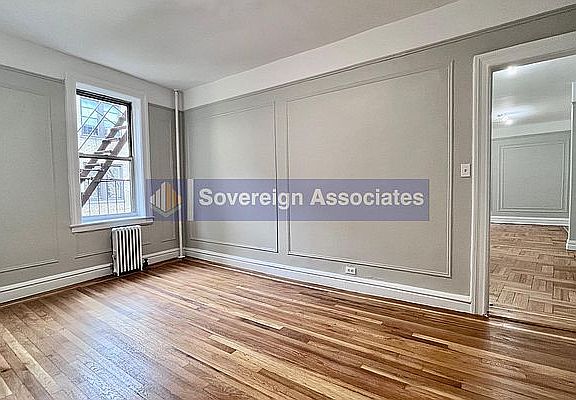 3rd image of 105 Pinehurst Ave APT 53
