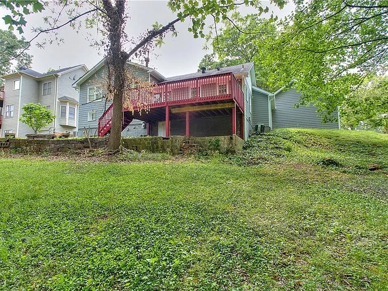 2067 Brockett Rd — Photo 23
