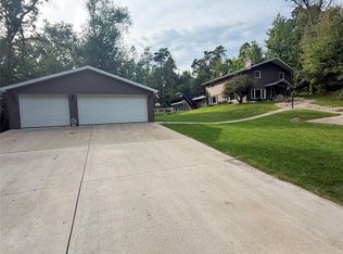 20313 White Pine Blvd, Battle Creek, MI 49017