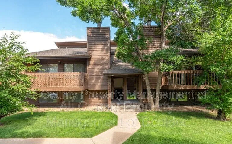 2626 Juniper Ave #3 — Photo 1