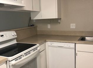 14015 61st Pl W APT D, Edmonds, WA 98026