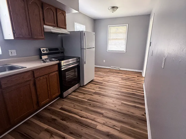 1723 Lion Rd — Photo 7