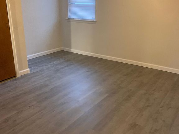 5th image of 520 Solly Ave Floor 2