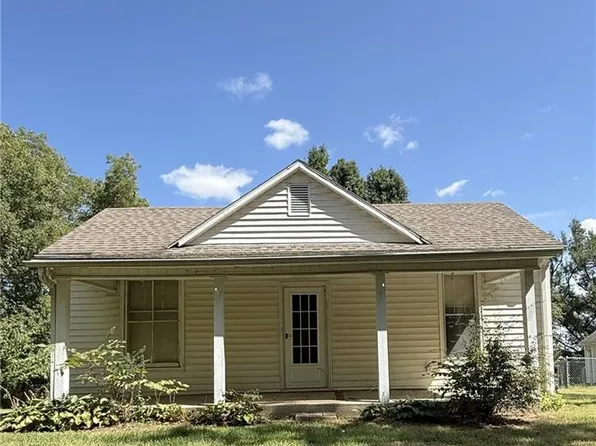 2403 N 2nd St, Saint Joseph, MO 64505