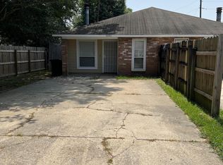 6041 Parkcrest Ct, Baton Rouge, LA 70816
