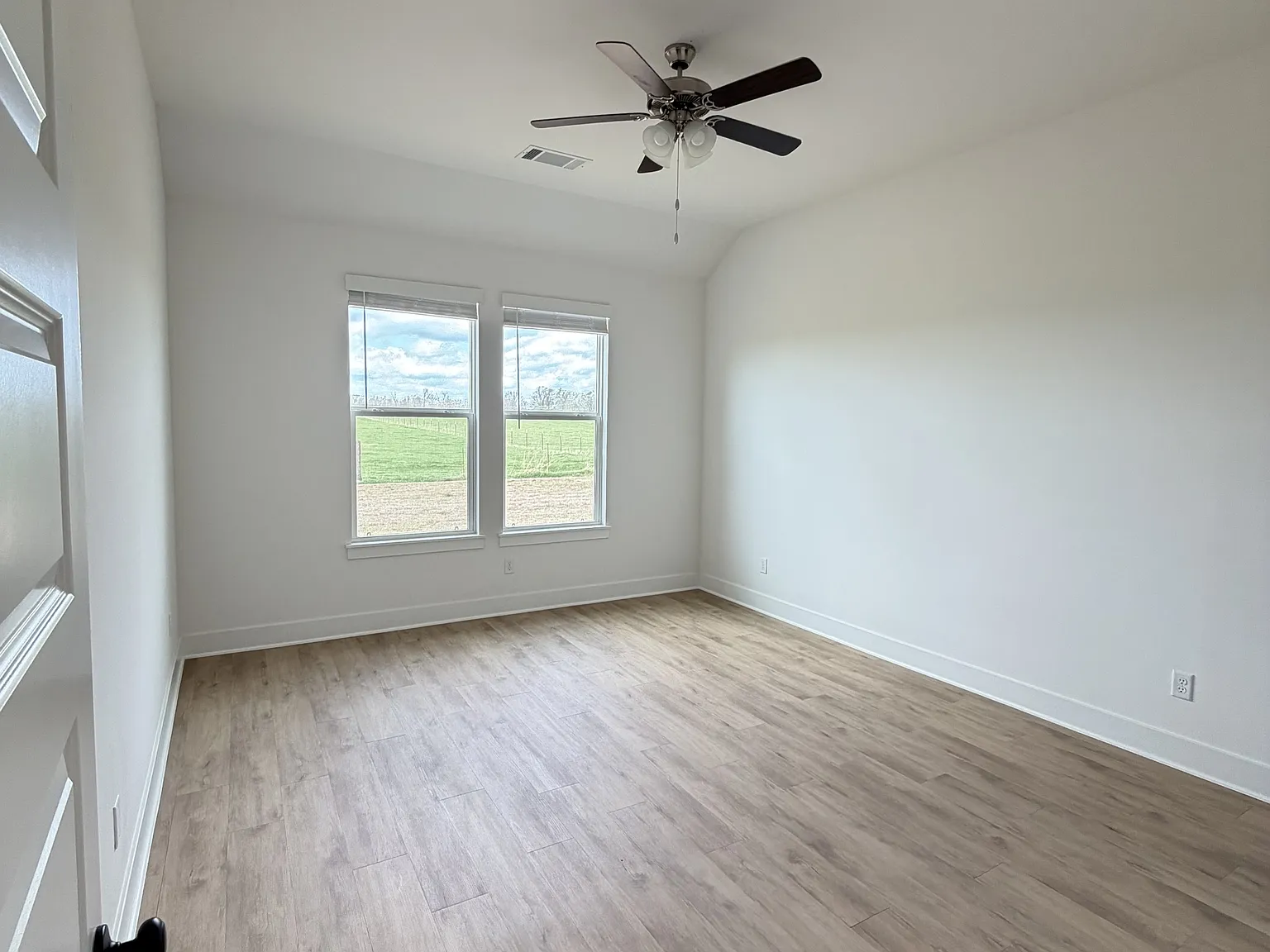 563 West Canada Drive - 1 — Photo 4