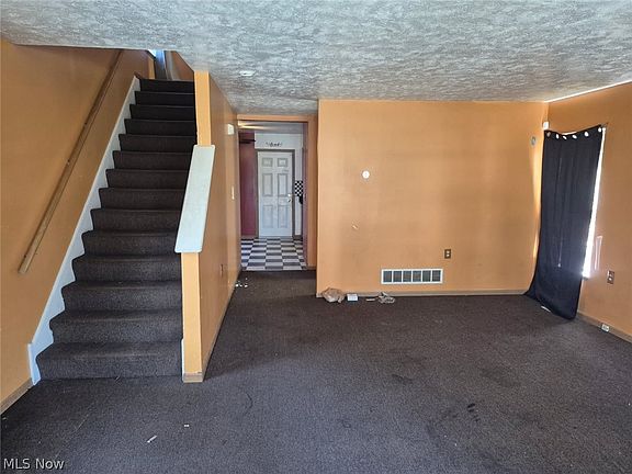 2nd image of 3143 W 71st St