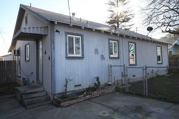 1st image of 1321 Walnut St