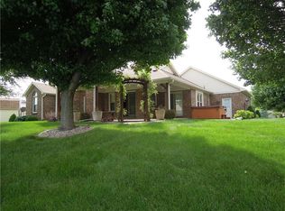 5137 Cave Ct, Greenwood, IN 46142