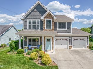 2409 Edinburgh Channel Rd, Kingsport, TN 37664