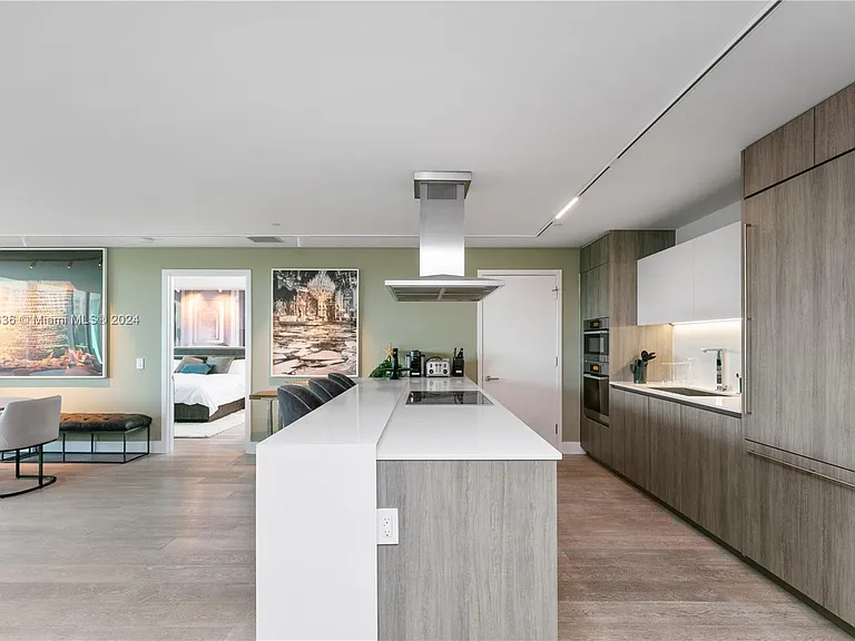 360 Ocean Dr #305S — Photo 13