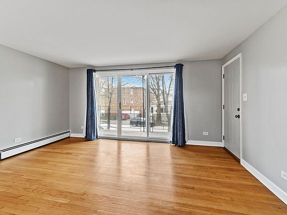 2nd image of 2258 W 35th St APT 2C
