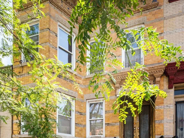 162 Moffat St, Brooklyn, NY 11207