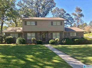 3500 Lynngate Cir, Vestavia Hills, AL 35216