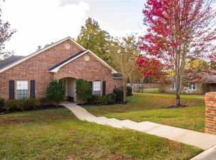 1801 Chisolm Trl, Longview, TX 75605